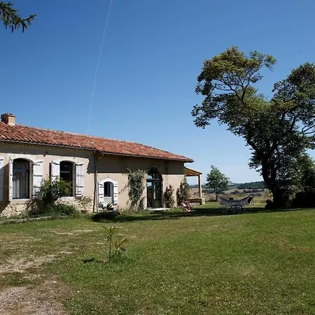 Beautiful Chartreuse With Swimming Pool Jegun
