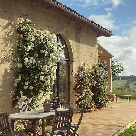 Villa Beautiful Chartreuse With Swimming Pool