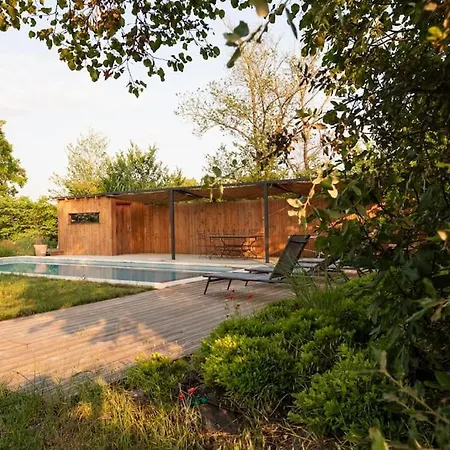 Beautiful Chartreuse With Swimming Pool * Jegun