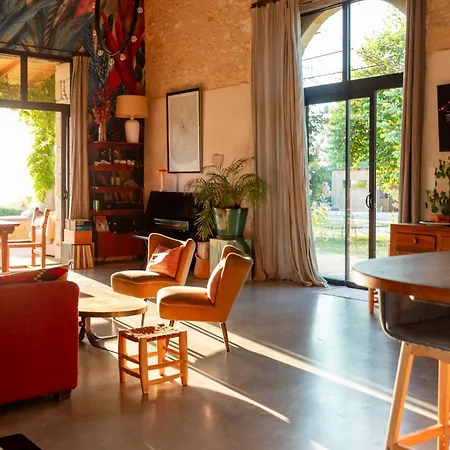 Villa Beautiful Chartreuse With Swimming Pool